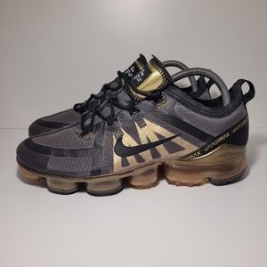 Nike Air Vapormax 2019 Black Gold AR6631-002 Men's Size 9